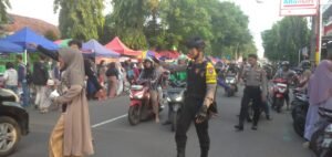NGABUBU – RIDE SHOW Of FORCE  PATROL, Sat Samapta Polres Kediri Kota Ciptakan Rasa Aman Jelang Berbuka Puasa
