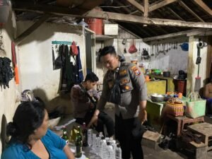 Gelar Operasi Pekat, Polres Situbondo Berhasil Amankan Puluhan Botol Miras