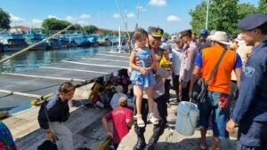Antisipasi Arus Balik Mudik Kedua Polres Probolinggo Kota Siagakan Personel d Pelabuhan Tanjung Tembaga