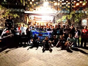 Komunitas Mobil Fri Ford Retro Indonesia Sukses Giat Halal Bihalal Untu Menjalin Persaudaraan