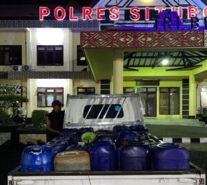 Polres Situbondo Gagalkan Penyelundupan 1190 Liter BBM Solar Subsidi*