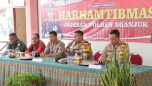 *Polres Nganjuk Gelar Jum’at Curhat, Upaya Rawat Sinergisitas Kamtibmas Jelang Pilkada Serentak 2024*