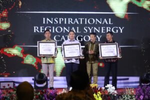 *Kapolres Bojonegoro Raih Penghargaan Jawa Pos Radar Bojonegoro Awards 2024*