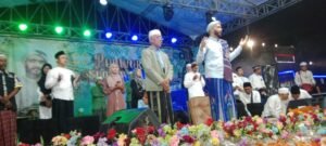 Dusun Purworejo Bersholawat Bersih Desa Dan Memperingati HUT RI ke 79, LSM GMBI Doa Bersama Anak Yatim dan Dhuafa