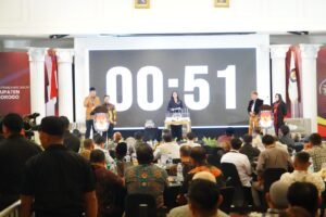 Polres Ponorogo Terjunkan 300 Personel Gabungan, Debat Publik Kedua Pilkada 2024 Berjalan Kondusif