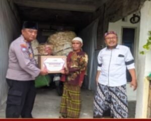 Beri Himbauan Kamtibmas, Polres Mojokerto Kota Gelar Jum’at Curhat di Masjid
