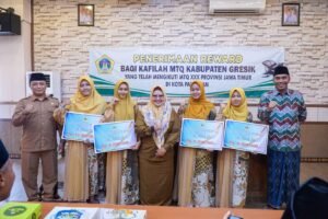 PRESS RELEASE: Wabup Gresik Berikan Reward kepada Kafilah MTQ ke-30 Provinsi Jatim.
