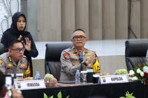 Kapolda Jatim Menghimbau Masyarakat Rayakan Malam Tahun Baru Secara Sederhana