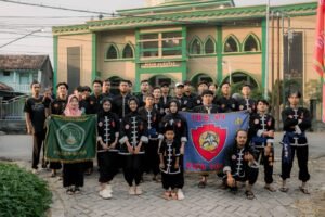 Mempererat Tali Persaudaraan, Perguruan Pencak Silat di Dusun Ploso Berbagi Takjil dan Buka Puasa Bersama