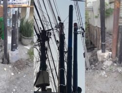 Warga Desa Karangpuri Wonoayu Sidoarjo Geram: Tiang Wifi Semrawut, Diduga Dipasang Sembarangan di Pekarangan Tanpa Ijin Pemilik Tanah
